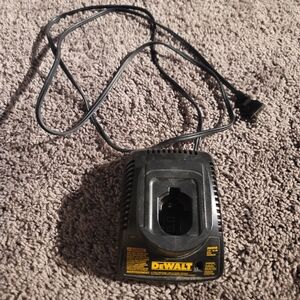 Dewalt DW9118 Battery Charger